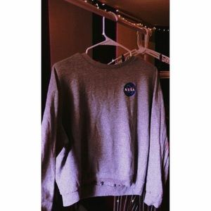 Cute H&M NASA sweatshirt